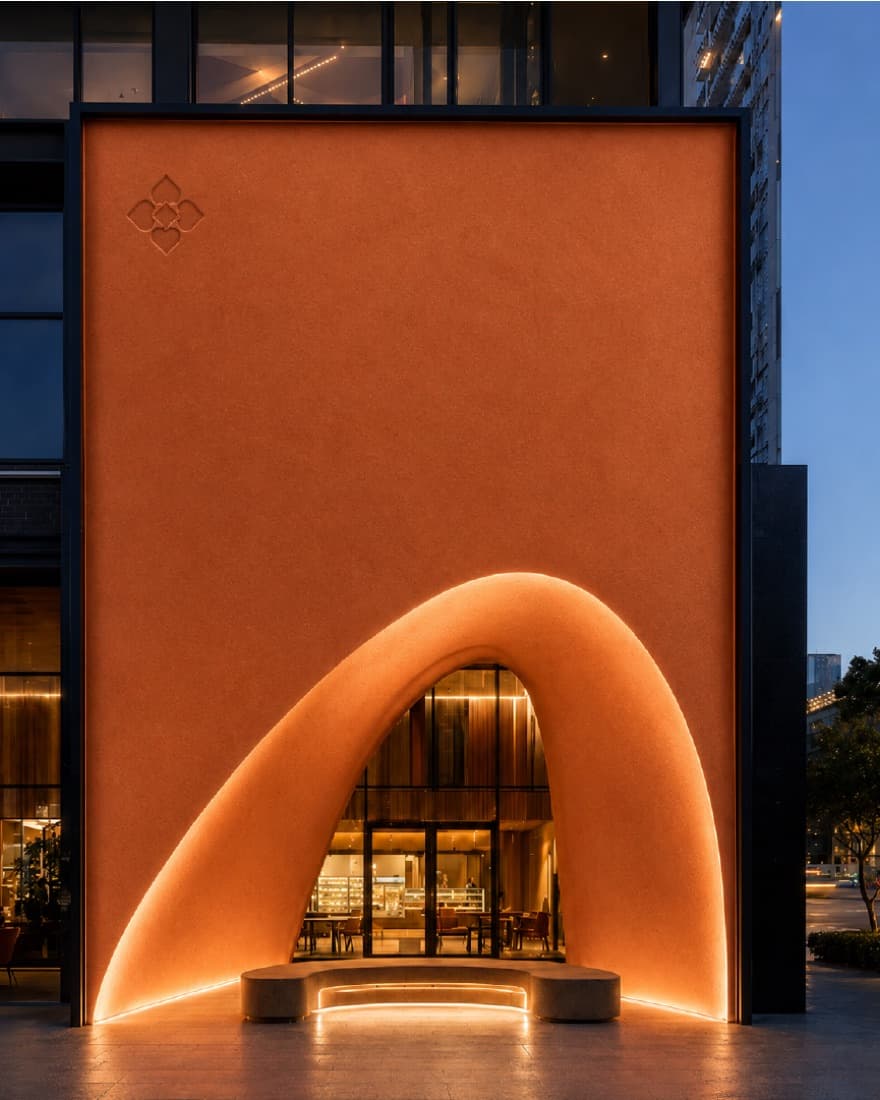 Felicità retail storefront with illuminated arch